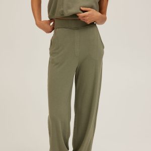 In The Wild Jogger - Image 2