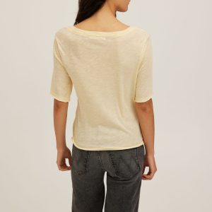 Jude V-Neck Elbow Sleeve Tee - Image 4