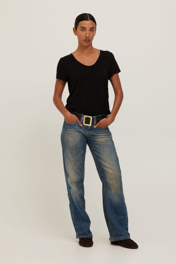 Flora U-Neck Tee