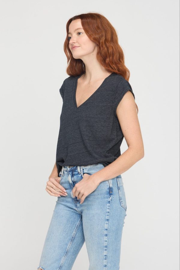 Canyon V-Neck Tee