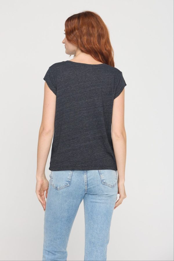 Canyon V-Neck Tee