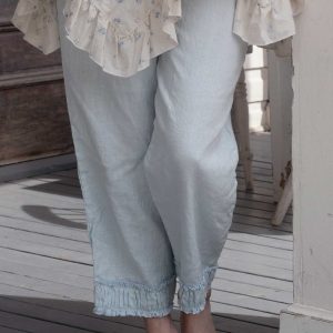 Ruched Bottom Crop Pant, Linen - Image 3